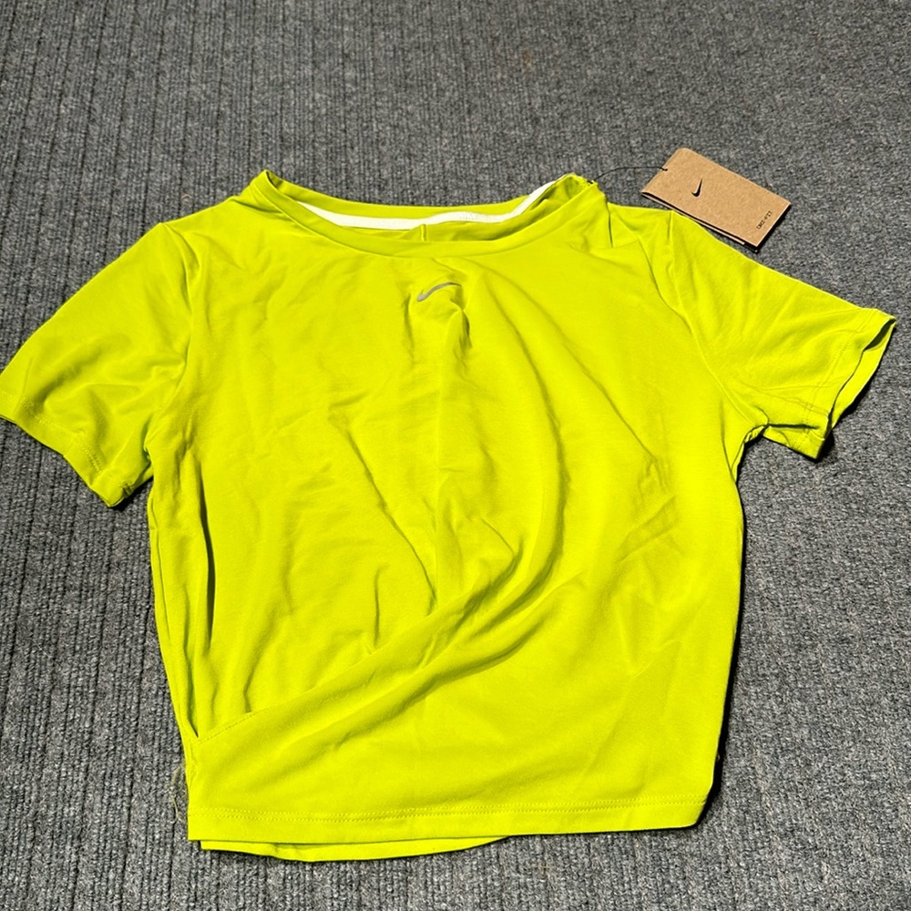 Nike One Luxe Dri Fit Twist Front Top